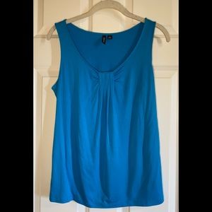 NWOT Relativity pretty shade of blue tank.